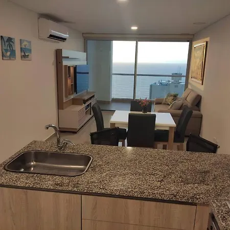 Vista Al Mar, Gym, Piscina, Playa, Piso 14 Apartamento *