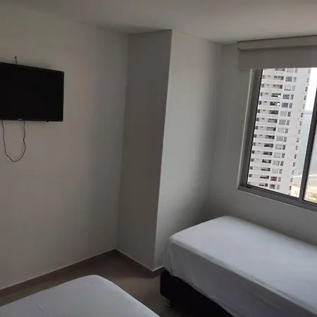 Apartamento Vista Al Mar, Gym, Piscina, Playa, Piso 14