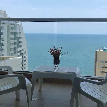 Vista Al Mar, Gym, Piscina, Playa, Piso 14