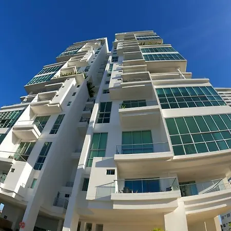 Apartamento Vista Al Mar, Gym, Piscina, Playa, Piso 14