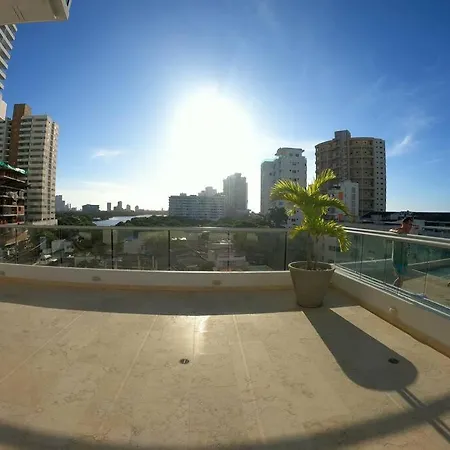Vista Al Mar, Gym, Piscina, Playa, Piso 14