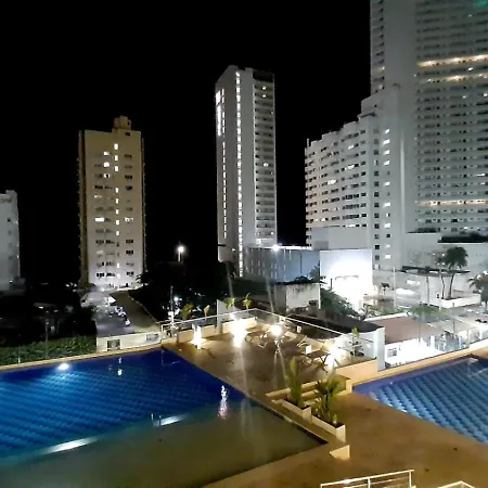 Vista Al Mar, Gym, Piscina, Playa, Piso 14