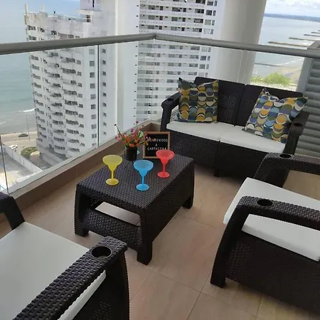 Apartamento Vista Al Mar, Gym, Piscina, Playa, Piso 14