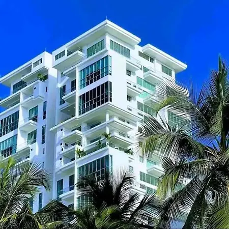 Apartamento Vista Al Mar, Gym, Piscina, Playa, Piso 14 Cartagena