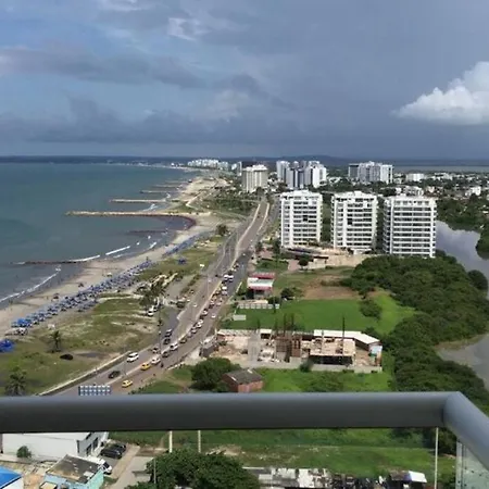 Vista Al Mar, Gym, Piscina, Playa, Piso 14 * Cartagena