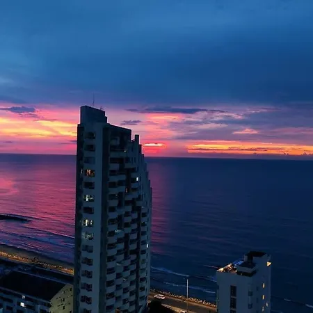Vista Al Mar, Gym, Piscina, Playa, Piso 14 Cartagena