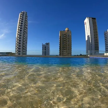 Vista Al Mar, Gym, Piscina, Playa, Piso 14